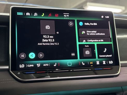 Certified 2026 Volkswagen Tiguan SE R-Line AWD/4WD image 17
