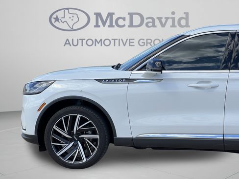 New 2025 Lincoln Aviator Reserve w/ Equipment Group 201A AWD/4WD image 30