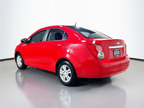 Used 2014 Chevrolet Sonic LT image 6