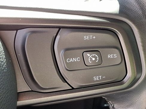 Used 2021 Jeep Wrangler Unlimited Sport image 21