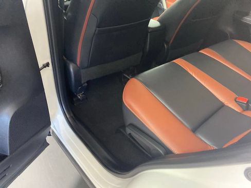 Used 2014 Toyota RAV4 Limited w/ Technology Package AWD/4WD image 28