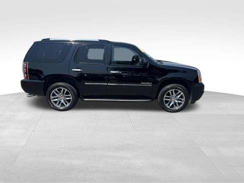Used 2014 GMC Yukon Denali AWD/4WD image 7