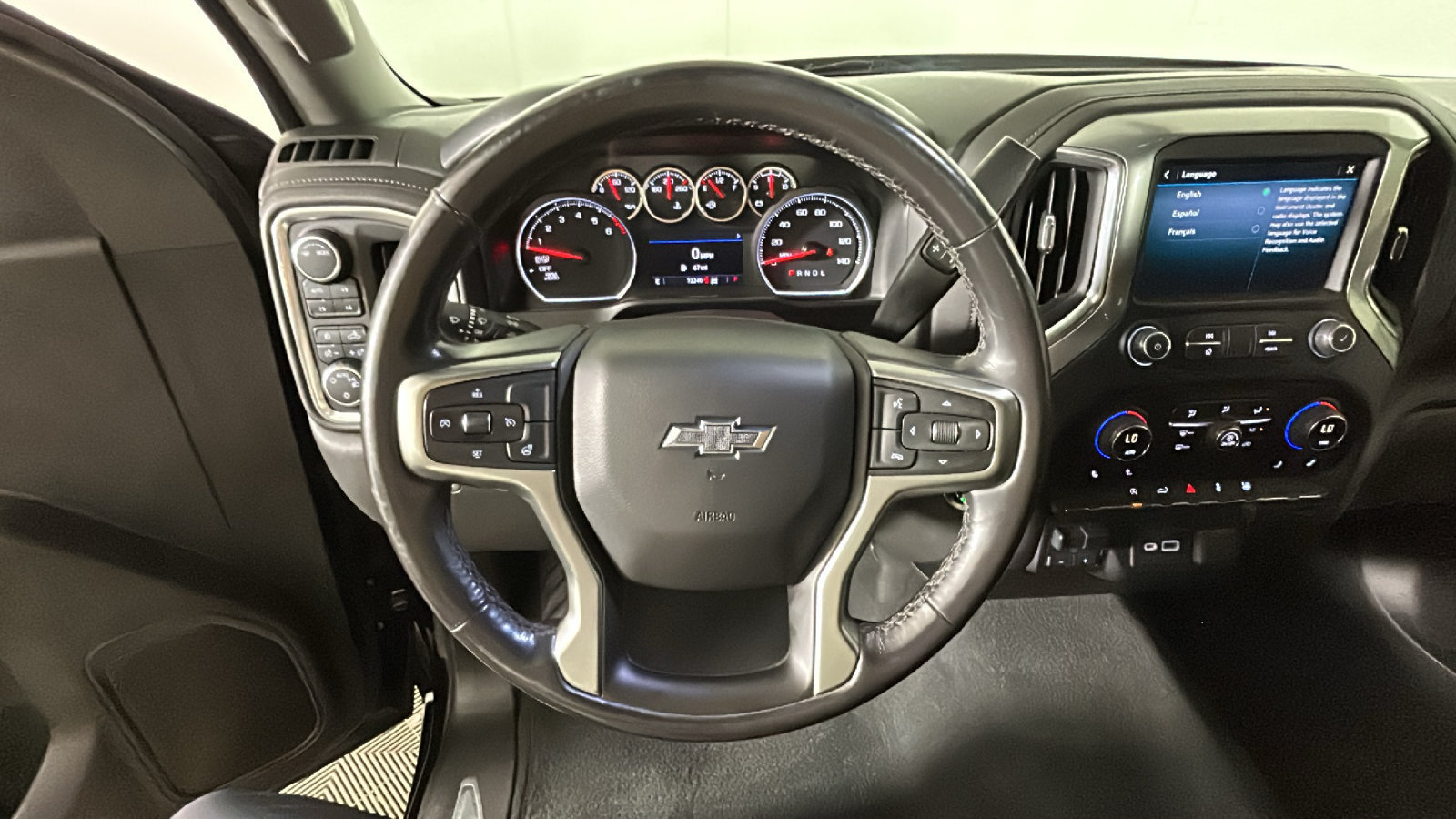 Used 2021 Chevrolet Silverado 1500 RST w/ Max Trailering Package AWD/4WD image 17