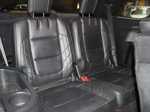 Used 2017 Ford Explorer Platinum AWD/4WD image 17