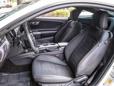 Used 2015 Ford Mustang GT RWD image 10
