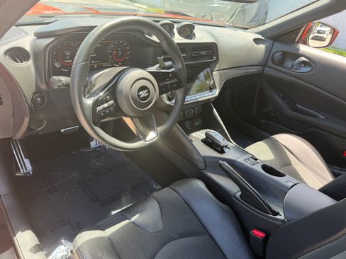 Used 2024 Nissan Z Performance w/ Heritage Edition RWD image 10