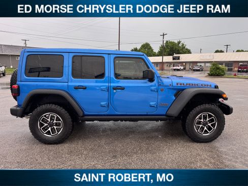 Used 2024 Jeep Wrangler Unlimited Rubicon w/ Technology Group AWD/4WD image 7