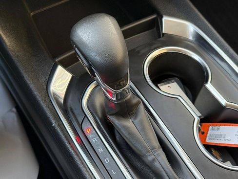 Used 2021 Chevrolet Traverse LS image 26