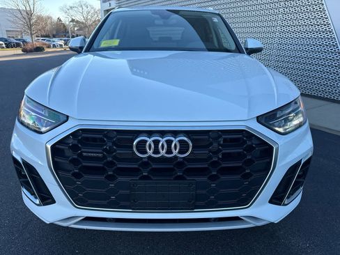 Used 2024 Audi Q5 e Premium image 3