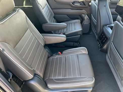 Used 2026 GMC Yukon XL Denali Ultimate AWD/4WD image 28
