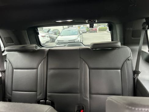 Used 2024 Chevrolet Tahoe LT w/ Luxury Package RWD image 6