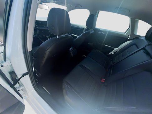 Certified 2023 Volkswagen Jetta SE FWD image 23