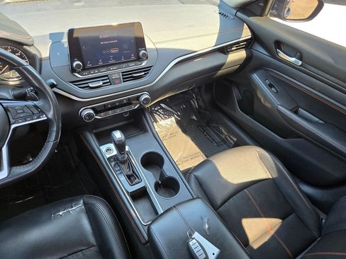 Used 2019 Nissan Altima 2.5 SR FWD image 21