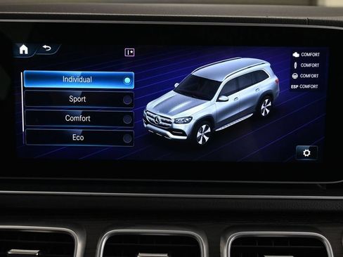 Used 2023 Mercedes-Benz GLS 580 4MATIC image 38