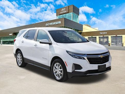 Used 2022 Chevrolet Equinox LT FWD image 3