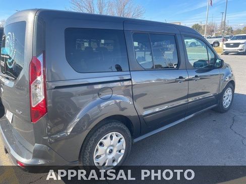 Used 2016 Ford Transit Connect XLT image 7