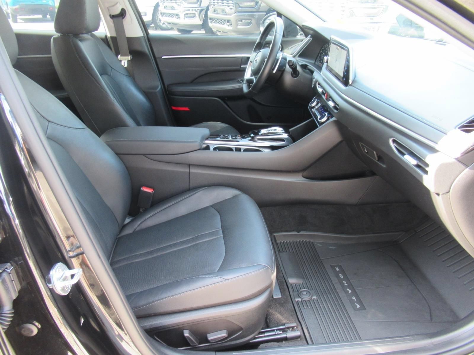 Used 2022 Hyundai Sonata Limited FWD image 10