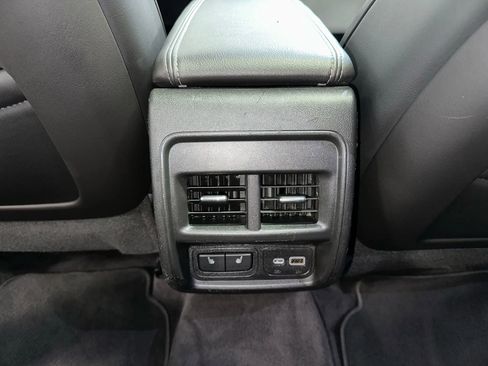 Used 2019 Cadillac XT4 Premium Luxury image 29