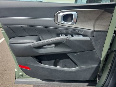 New 2026 Kia Sorento SX AWD/4WD image 9