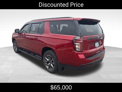 Certified 2024 Chevrolet Suburban Z71 w/ Luxury Package image 3