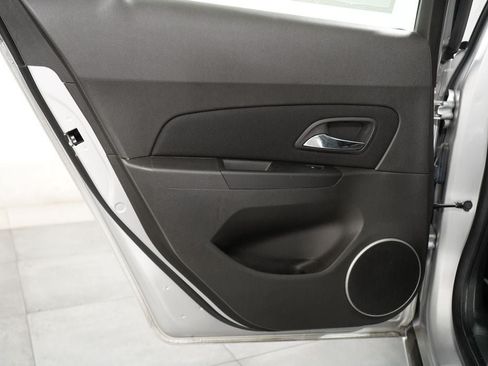 Used 2011 Chevrolet Cruze LTZ FWD image 25