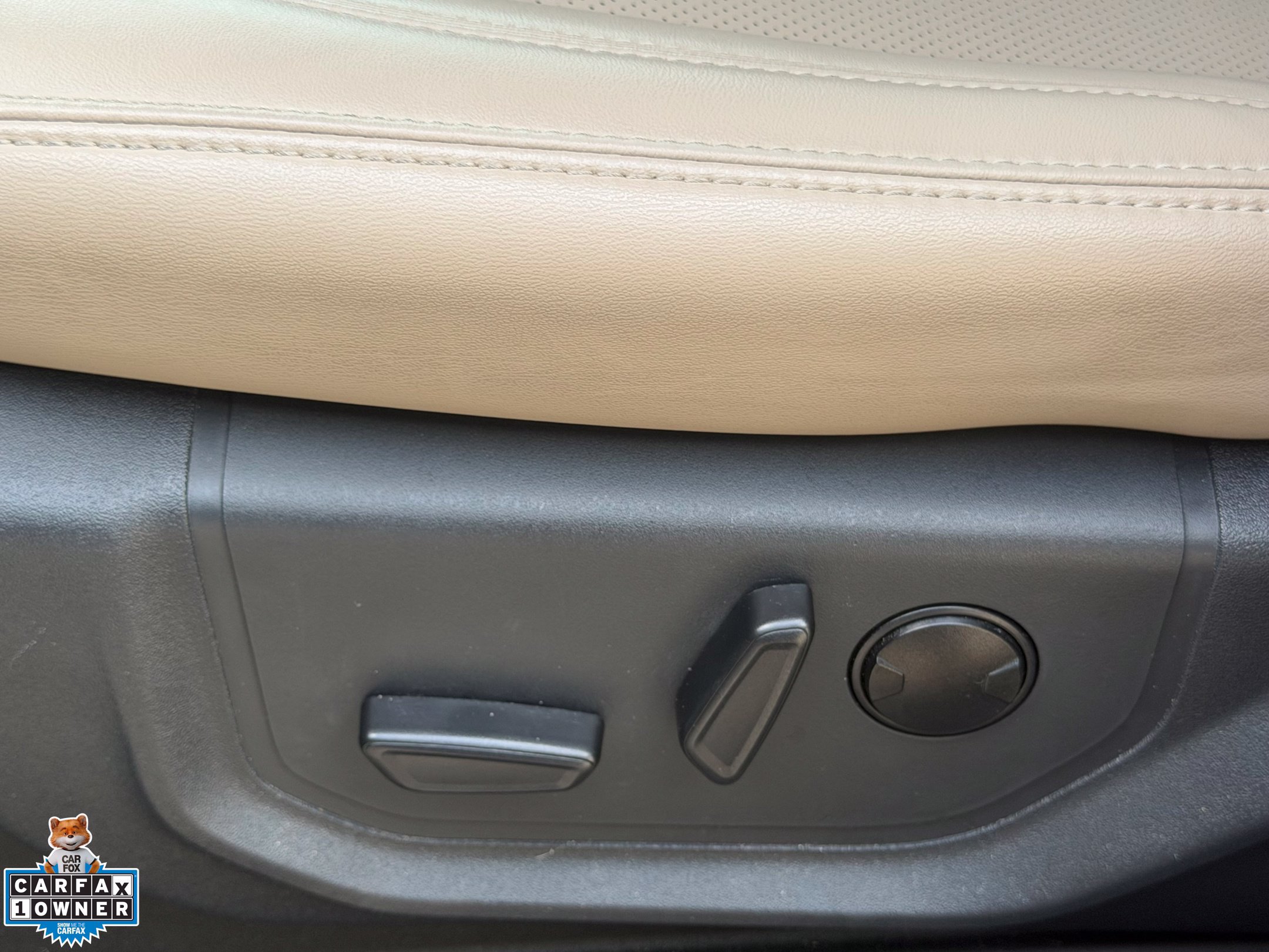 Used 2024 Ford Expedition XLT RWD image 18