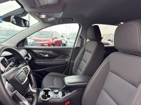 Used 2023 GMC Terrain SLE w/ Driver Convenience Package image 27