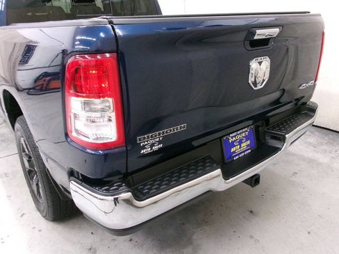 Used 2019 RAM 1500 Big Horn AWD/4WD image 11