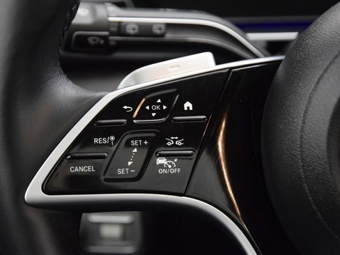 Used 2025 Mercedes-Benz GLS 450 GLS 450 image 25