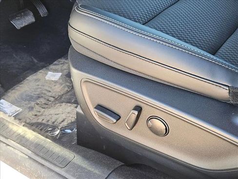 New 2026 Ford Escape SE image 4