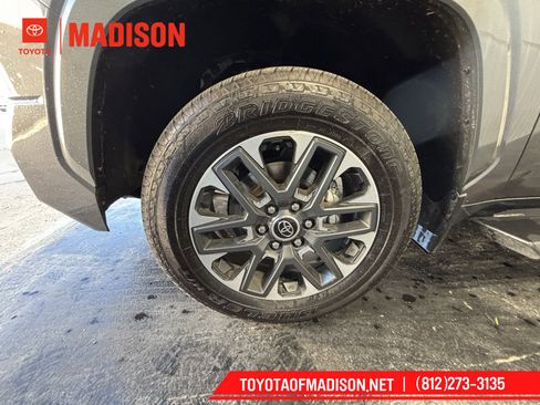 Used 2022 Toyota Tundra Limited image 8