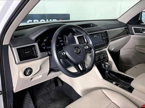 Used 2019 Volkswagen Atlas SEL image 18