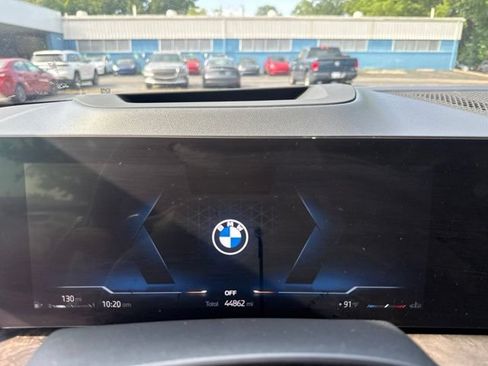 Used 2023 BMW X7 xDrive40i w/ Premium Package AWD/4WD image 17