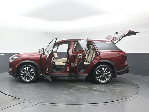 Certified 2025 INFINITI QX60 Luxe image 61