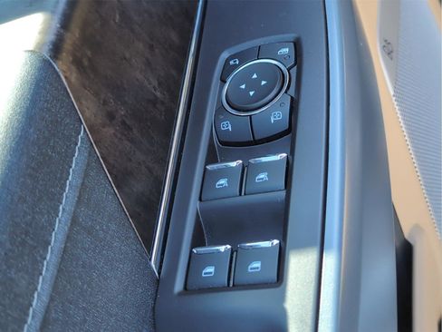 Used 2023 Ford F150 Lariat w/ Equipment Group 502A High image 13