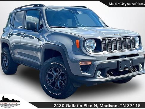 Used 2022 Jeep Renegade Latitude AWD/4WD image 1
