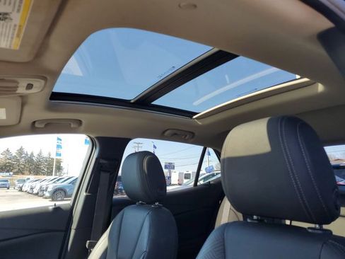 Used 2023 Buick Encore GX Essence w/ Experience Buick Package image 13