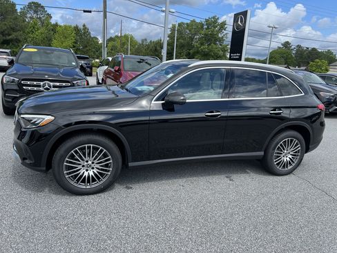 Certified 2025 Mercedes-Benz GLC 300 GLC 300 image 3