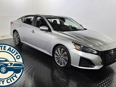 Used 2023 Nissan Altima 2.5 SL