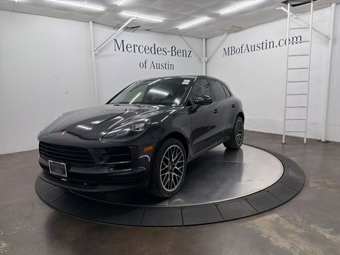 Used 2020 Porsche Macan AWD/4WD image 3
