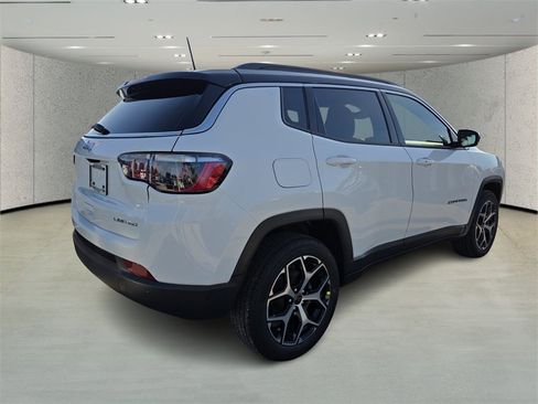 New 2026 Jeep Compass Limited image 4