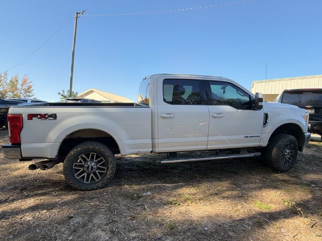 Used 2017 Ford F250 Lariat w/ Lariat Value Package AWD/4WD image 7