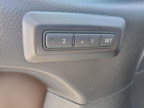 Used 2024 Nissan Titan Platinum Reserve w/ Moonroof Package image 16