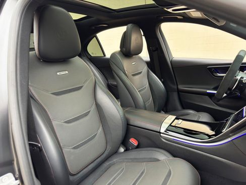 Used 2024 Mercedes-Benz C 36 AMG S image 43