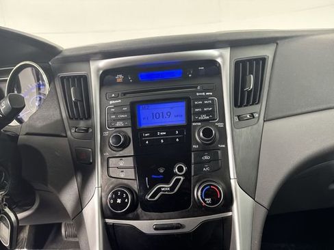 Used 2011 Hyundai Sonata GLS FWD image 7