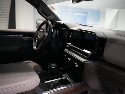 Used 2024 GMC Sierra 1500 SLT w/ SLT Premium Plus Package image 23