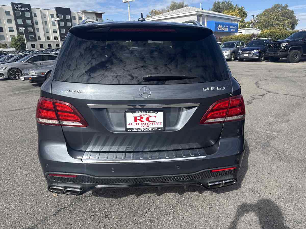 Used 2016 Mercedes-Benz GLE 63 AMG 4MATIC image 4