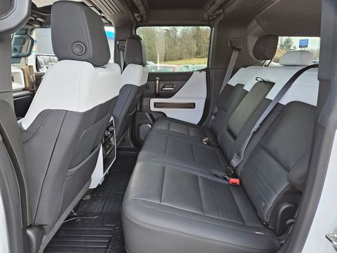Used 2024 GMC Hummer EV 3X AWD/4WD image 16