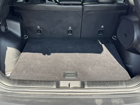 Used 2019 Jeep Cherokee Limited AWD/4WD image 21