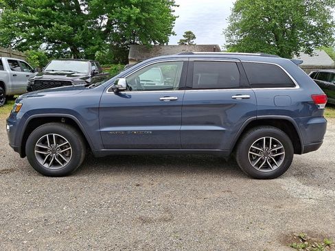 Used 2021 Jeep Grand Cherokee Limited w/ Luxury Group II AWD/4WD image 2